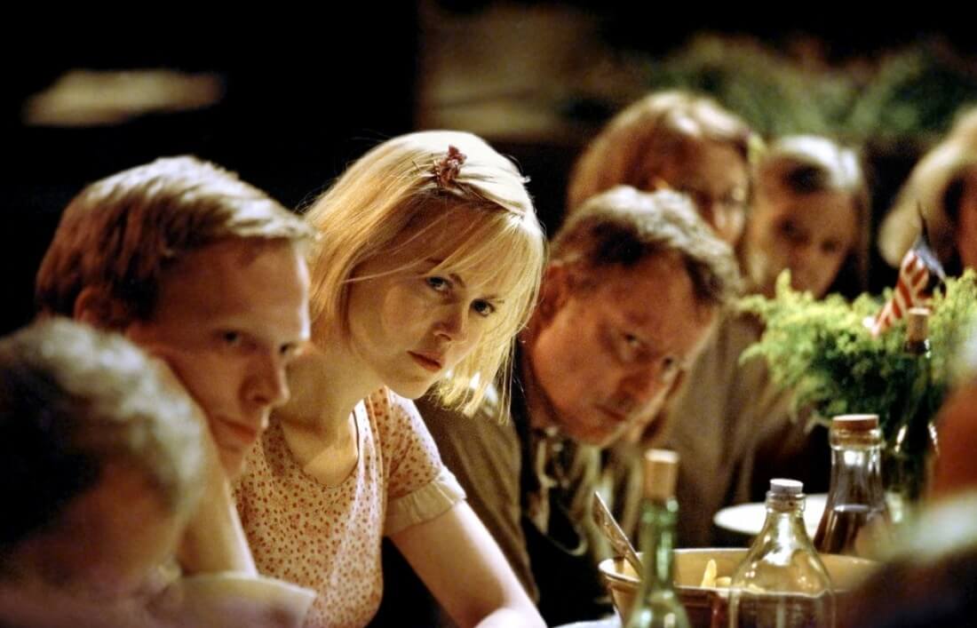 DOGVILLE [2003]