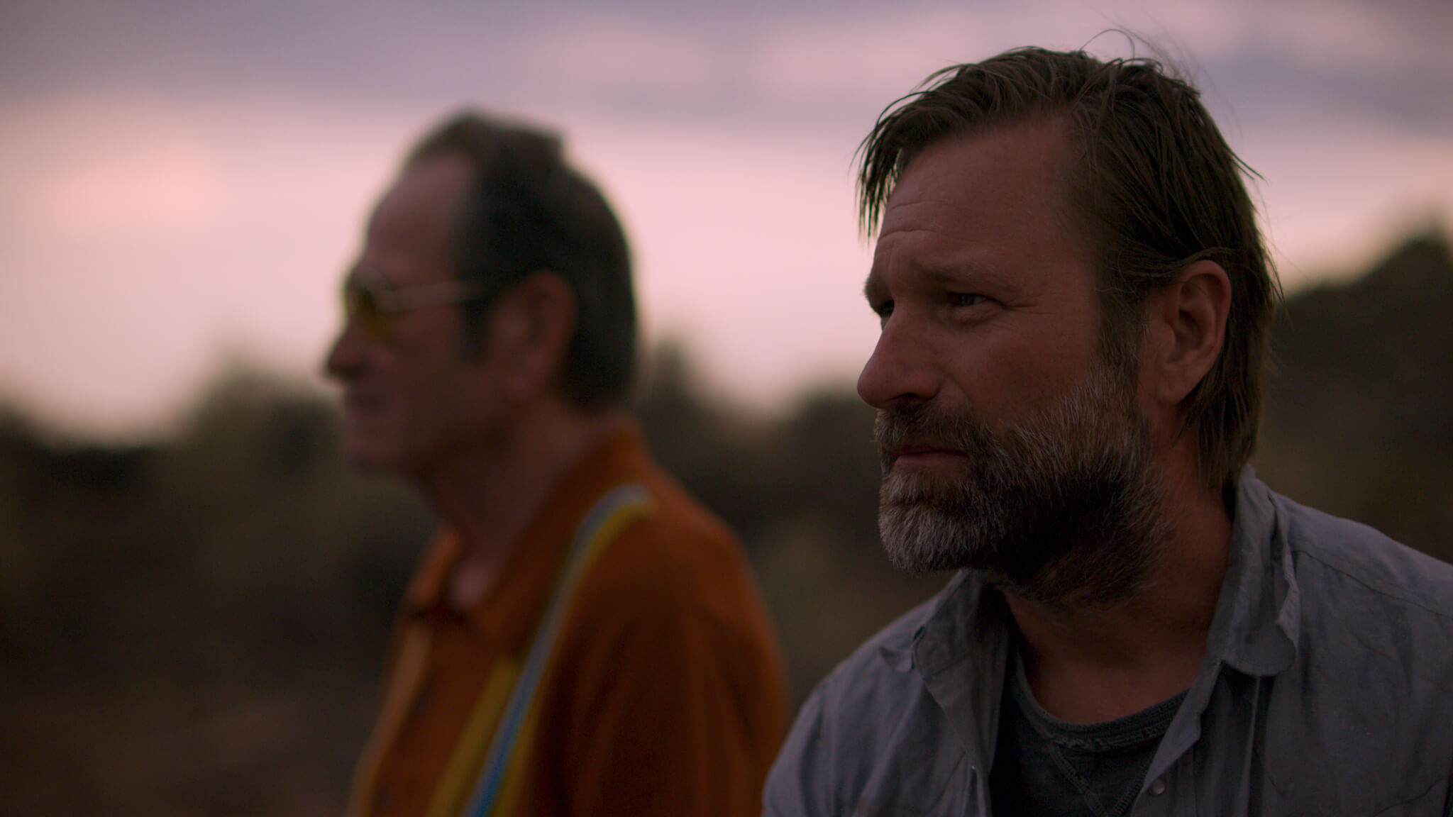 Tommy Lee Jones and Aaron Eckhart in Wander