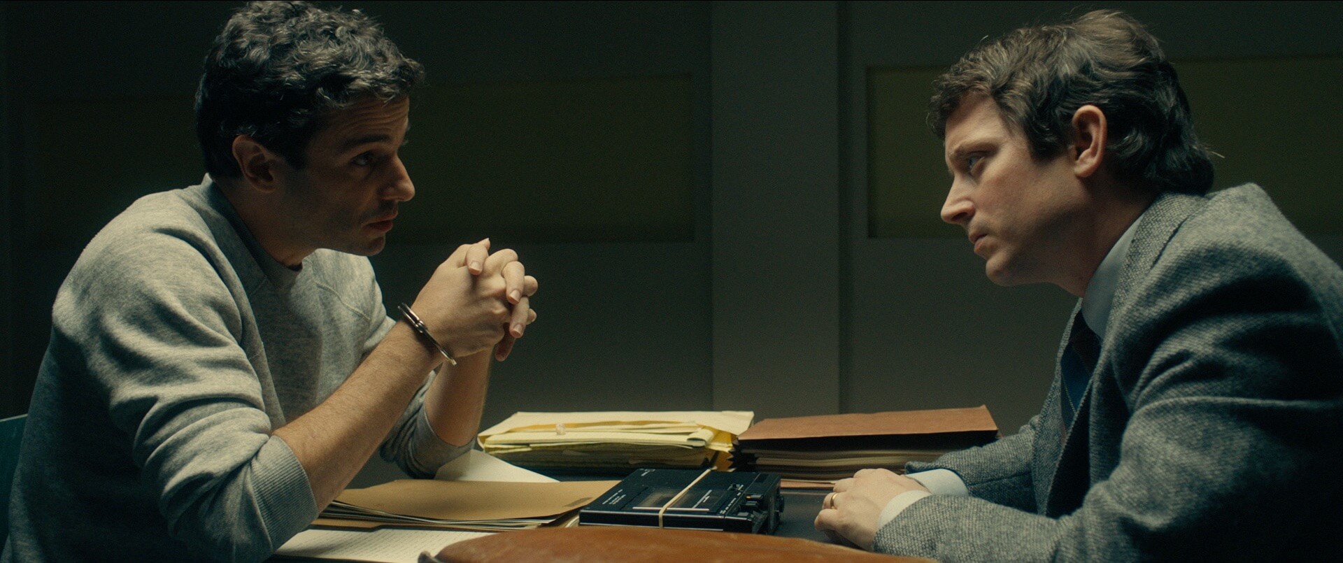 Luke Kirby as Ted Bundy and Elijah Wood as FBI Agent Bill Hagmaier