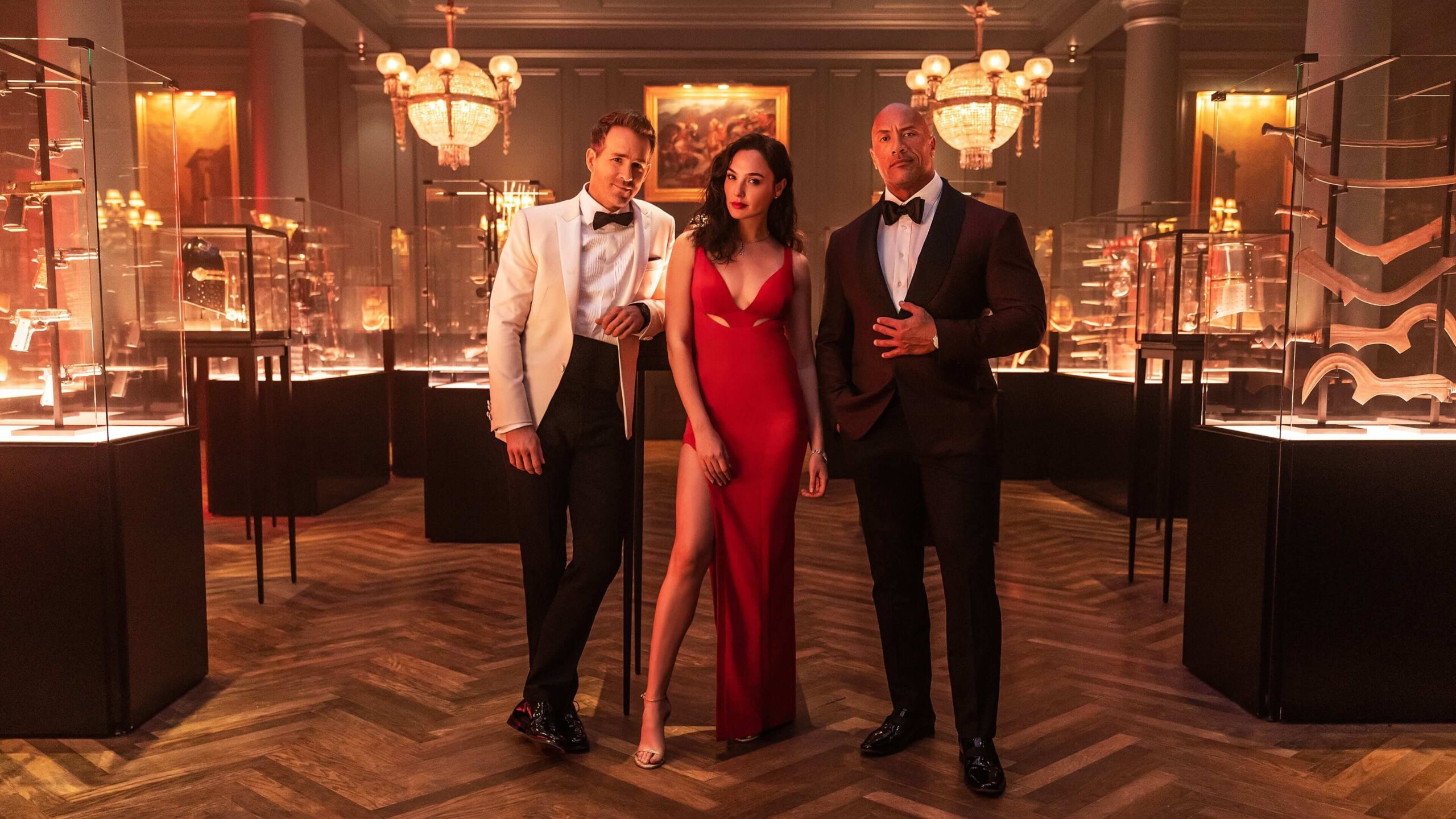 Image of Ryan Reynolds, Gal Gadot and Dwayne Johnson in 'Red Notice'