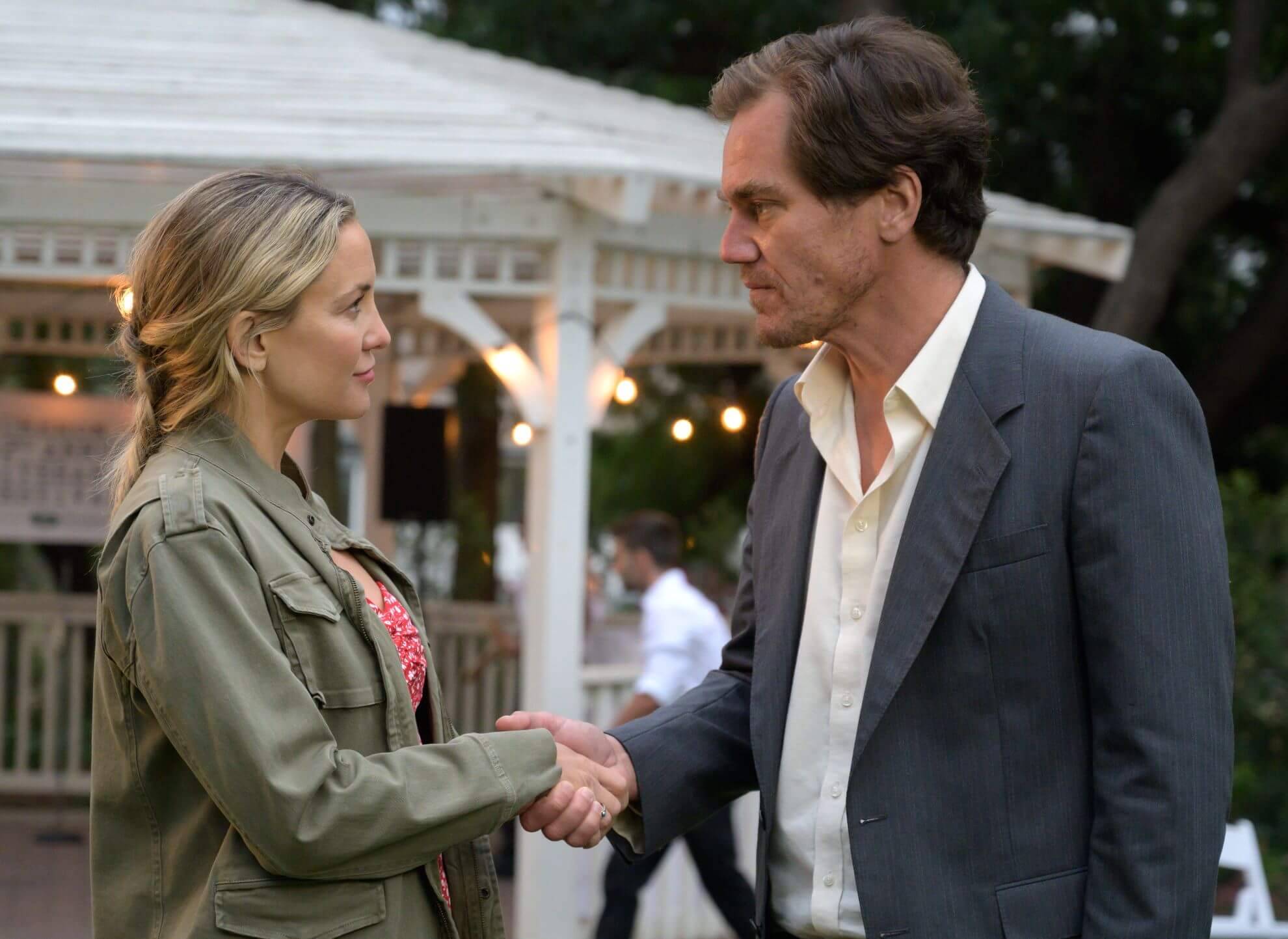 Kate Hudson and Michael Shannon in "A Little White Lie"